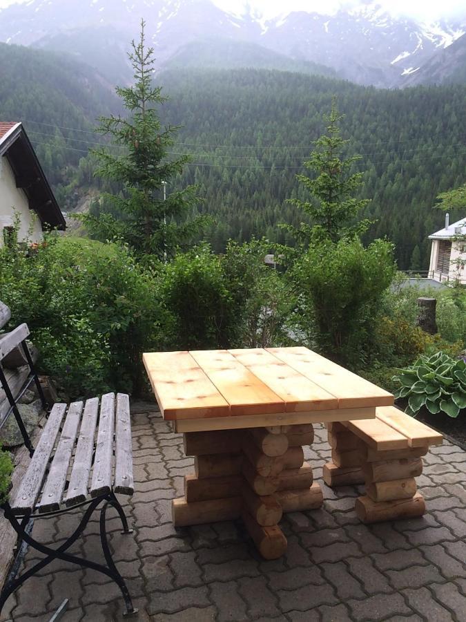 Chesa Sper L'Ovel Brail Apartment Zernez Exterior foto